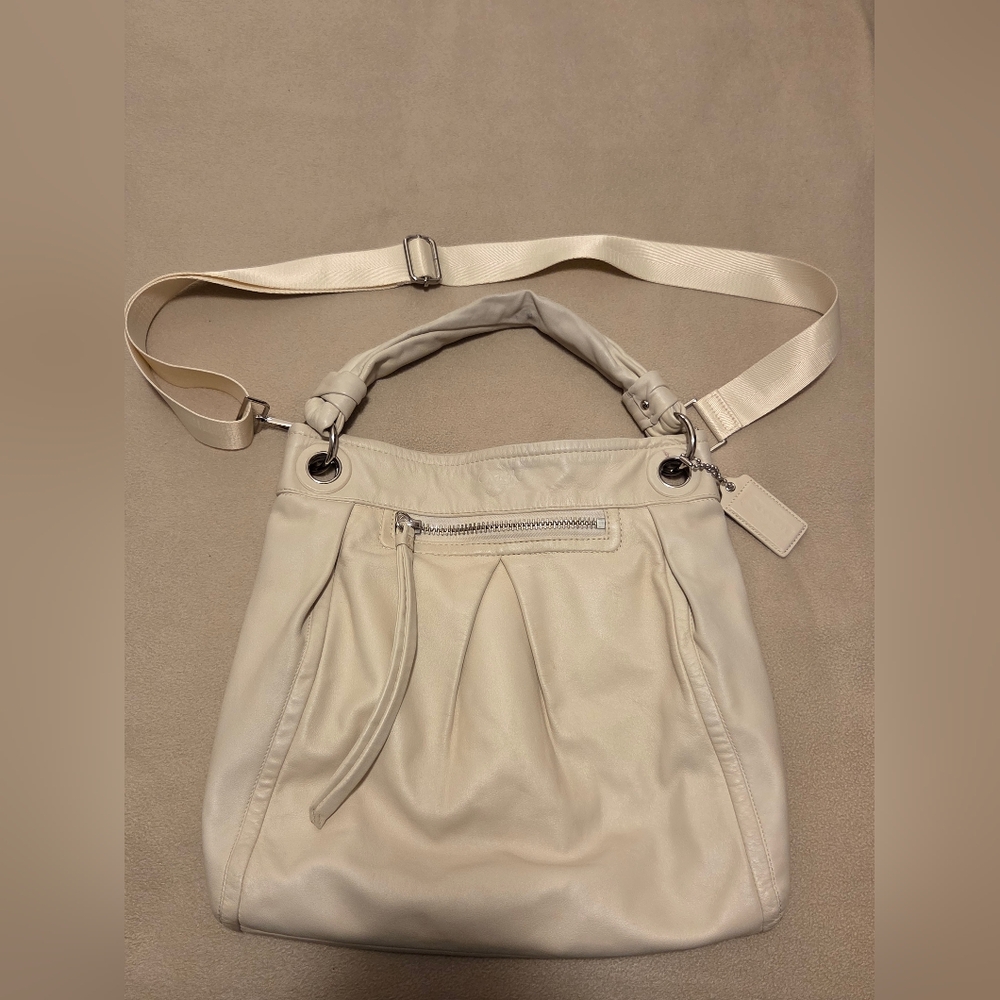 Vintage Coach 13411 Parker Hippy Cream Leather Bag w/o original strap